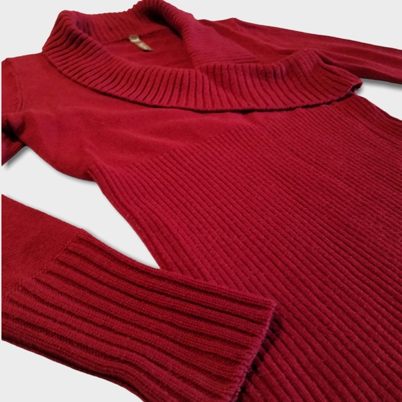 Thyme Maternity Sweaters - Thyme Maternity Red Rib Knit Sweater, Large